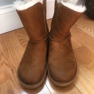 UGG Marciela Classic Chestnut Shearling Winter Boots